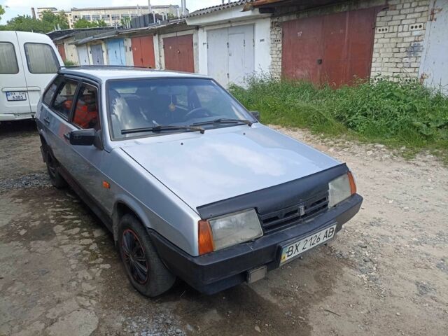 Серый ВАЗ 2109, объемом двигателя 1.5 л и пробегом 450 тыс. км за 950 $, фото 3 на Automoto.ua