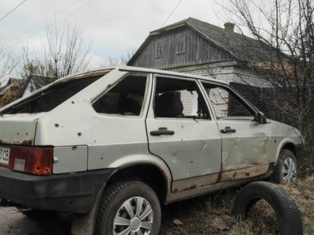 Серый ВАЗ 2109, объемом двигателя 1.5 л и пробегом 200 тыс. км за 381 $, фото 3 на Automoto.ua