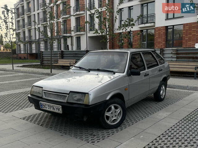 Сірий ВАЗ 2109, об'ємом двигуна 1.5 л та пробігом 250 тис. км за 899 $, фото 2 на Automoto.ua