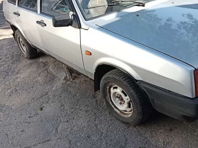 Сірий ВАЗ 2109, об'ємом двигуна 1.5 л та пробігом 200 тис. км за 1091 $, фото 2 на Automoto.ua