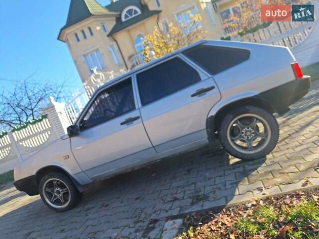 Серый ВАЗ 2109, объемом двигателя 1.5 л и пробегом 288 тыс. км за 1400 $, фото 1 на Automoto.ua