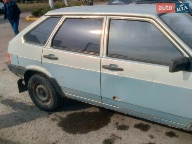 Серый ВАЗ 2109, объемом двигателя 1.5 л и пробегом 183 тыс. км за 1250 $, фото 2 на Automoto.ua