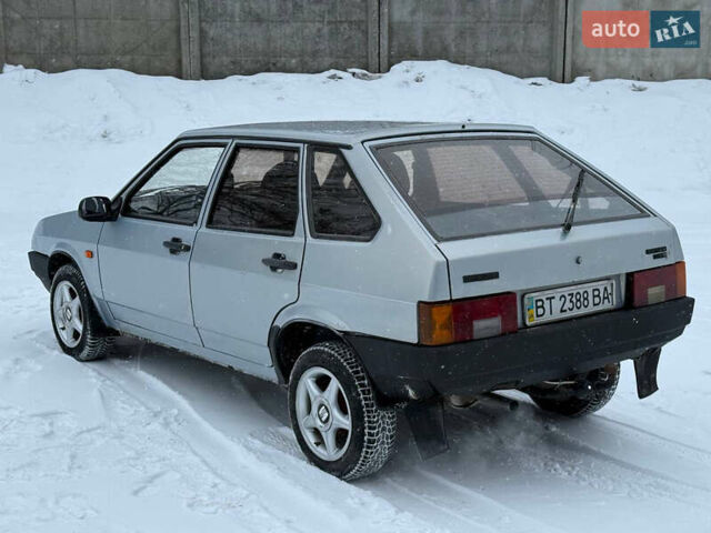 Серый ВАЗ 2109, объемом двигателя 1.5 л и пробегом 200 тыс. км за 1300 $, фото 3 на Automoto.ua