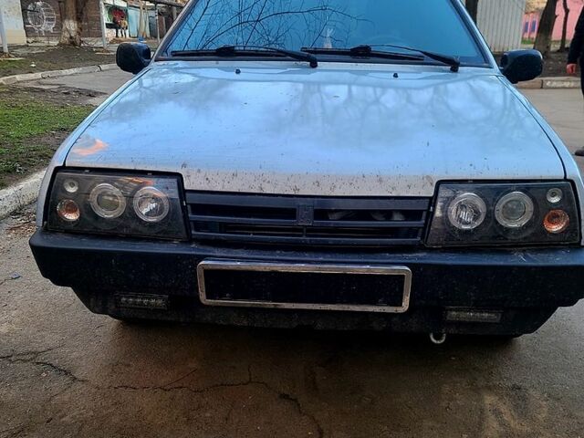 Серый ВАЗ 2109, объемом двигателя 1.5 л и пробегом 245 тыс. км за 1250 $, фото 10 на Automoto.ua