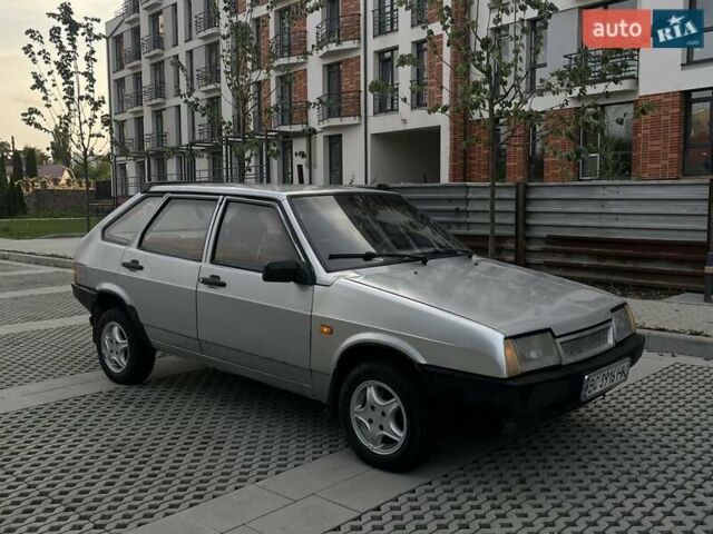Сірий ВАЗ 2109, об'ємом двигуна 1.5 л та пробігом 250 тис. км за 1300 $, фото 6 на Automoto.ua