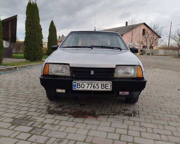 Серый ВАЗ 2109, объемом двигателя 1.5 л и пробегом 230 тыс. км за 900 $, фото 1 на Automoto.ua