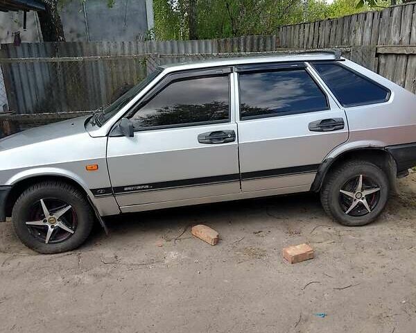 Серый ВАЗ 2109, объемом двигателя 1.5 л и пробегом 105 тыс. км за 2600 $, фото 6 на Automoto.ua