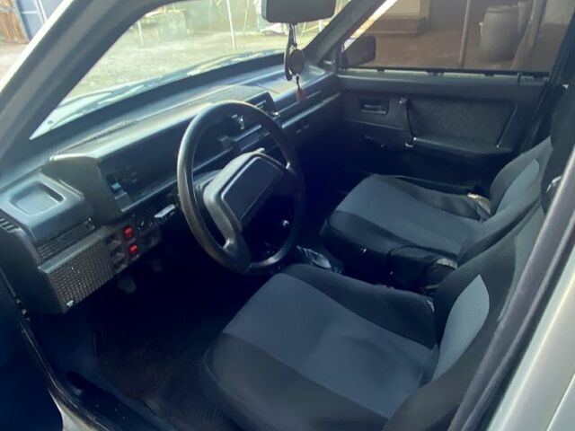 Серый ВАЗ 2109, объемом двигателя 1.5 л и пробегом 170 тыс. км за 1700 $, фото 3 на Automoto.ua