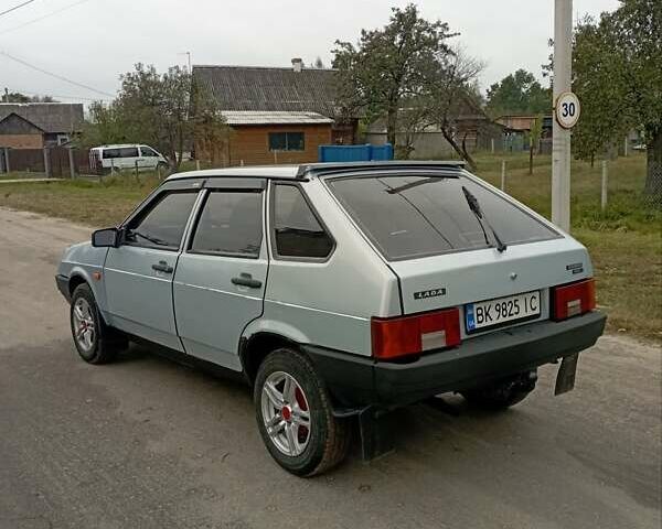 Серый ВАЗ 2109, объемом двигателя 1.5 л и пробегом 300 тыс. км за 1300 $, фото 5 на Automoto.ua