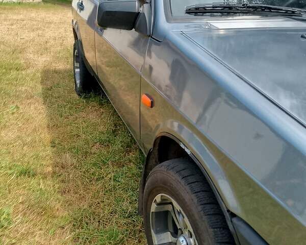 Серый ВАЗ 2109, объемом двигателя 0 л и пробегом 187 тыс. км за 1500 $, фото 4 на Automoto.ua