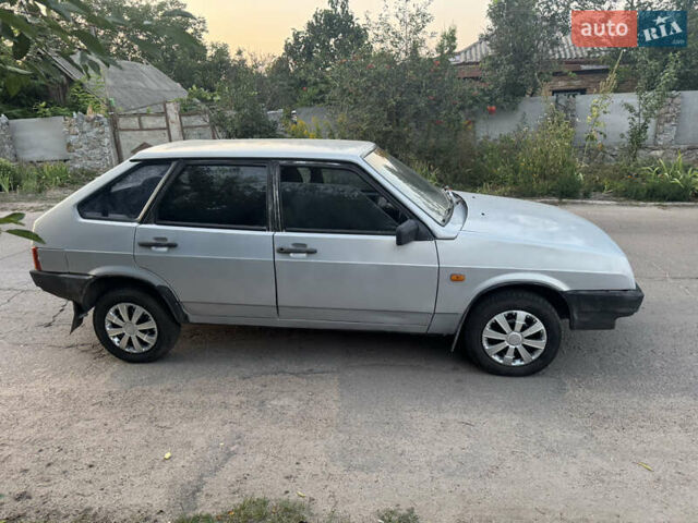ВАЗ 2109 2005 в Кропивницком (Кировограде) на Automoto.ua Серый ВАЗ 2109, объемом двигателя 1.6 л и пробегом 300 тыс. км за 1250 $, фото 7 на Automoto.ua