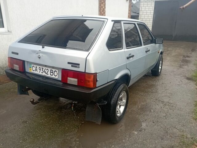 Серый ВАЗ 2109, объемом двигателя 0 л и пробегом 300 тыс. км за 1050 $, фото 3 на Automoto.ua