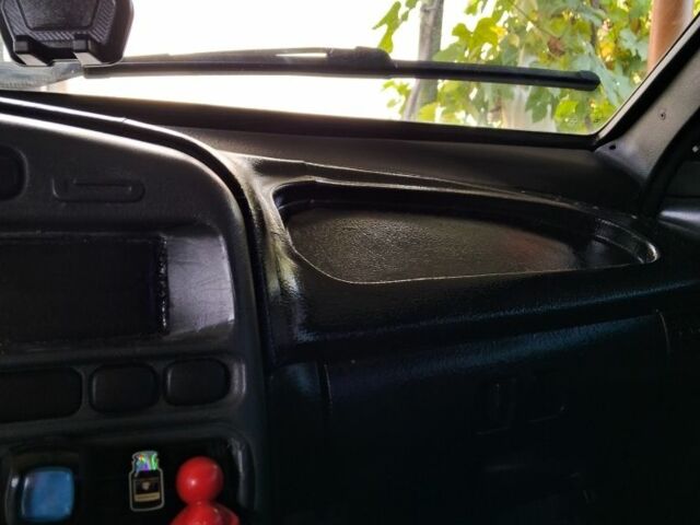 Серый ВАЗ 2109, объемом двигателя 1.5 л и пробегом 270 тыс. км за 1300 $, фото 7 на Automoto.ua