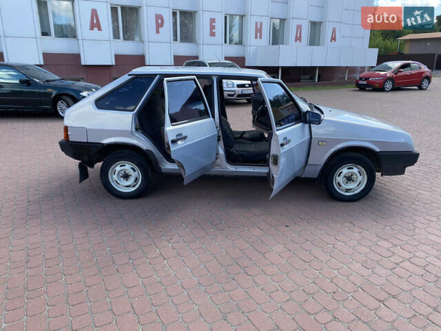 Серый ВАЗ 2109, объемом двигателя 0 л и пробегом 350 тыс. км за 1750 $, фото 4 на Automoto.ua