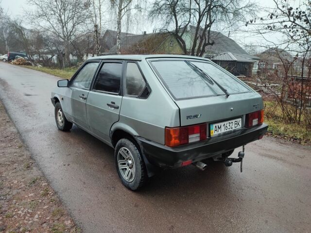 Сірий ВАЗ 2109, об'ємом двигуна 1.5 л та пробігом 200 тис. км за 1100 $, фото 4 на Automoto.ua