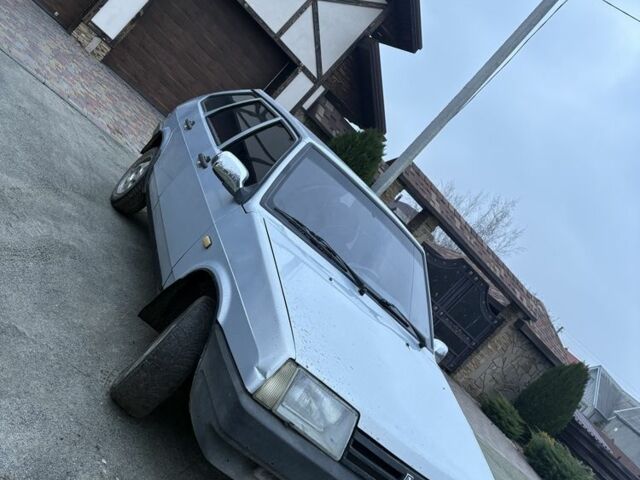 Серый ВАЗ 2109, объемом двигателя 1.5 л и пробегом 777 тыс. км за 1250 $, фото 1 на Automoto.ua