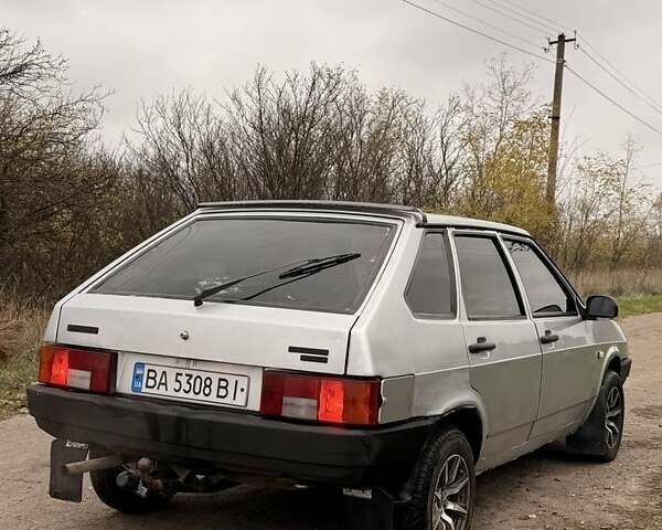 Серый ВАЗ 2109, объемом двигателя 1.5 л и пробегом 165 тыс. км за 1300 $, фото 1 на Automoto.ua