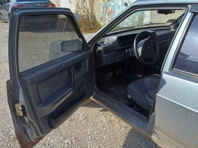 Серый ВАЗ 2109, объемом двигателя 1.5 л и пробегом 276 тыс. км за 600 $, фото 6 на Automoto.ua