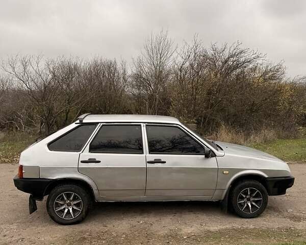 Серый ВАЗ 2109, объемом двигателя 1.5 л и пробегом 165 тыс. км за 1300 $, фото 2 на Automoto.ua