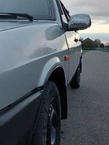 Сірий ВАЗ 2109, об'ємом двигуна 1.5 л та пробігом 345 тис. км за 1100 $, фото 5 на Automoto.ua