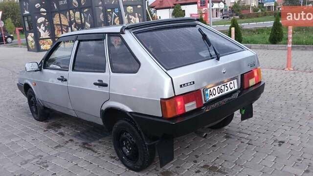 Серый ВАЗ 2109, объемом двигателя 1.5 л и пробегом 300 тыс. км за 1400 $, фото 6 на Automoto.ua