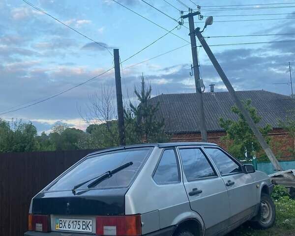 Серый ВАЗ 2109, объемом двигателя 1.5 л и пробегом 400 тыс. км за 900 $, фото 2 на Automoto.ua
