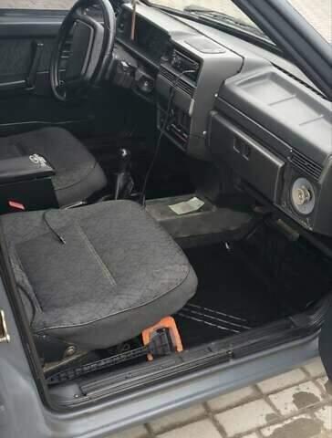 Сірий ВАЗ 2109, об'ємом двигуна 1.5 л та пробігом 139 тис. км за 1600 $, фото 4 на Automoto.ua