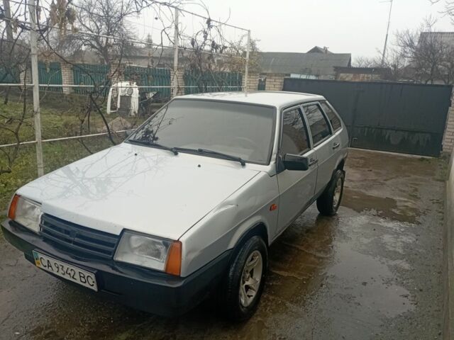 Серый ВАЗ 2109, объемом двигателя 0 л и пробегом 300 тыс. км за 1050 $, фото 1 на Automoto.ua