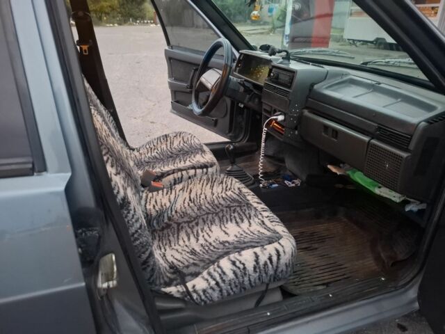 Сірий ВАЗ 2109, об'ємом двигуна 1.5 л та пробігом 230 тис. км за 1200 $, фото 4 на Automoto.ua