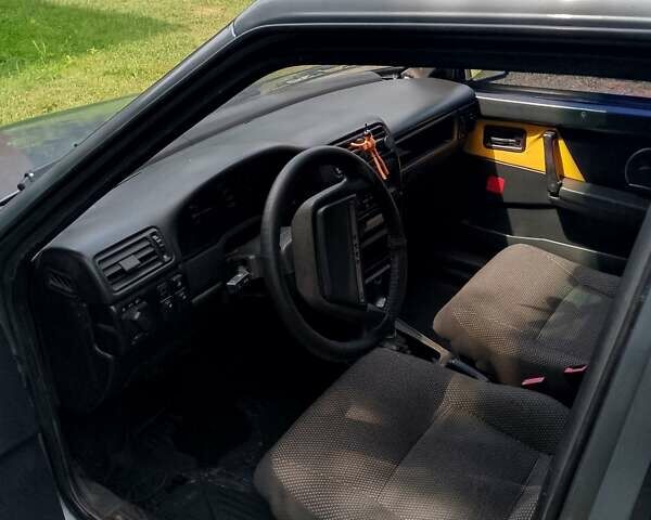 Серый ВАЗ 2109, объемом двигателя 0 л и пробегом 187 тыс. км за 1500 $, фото 2 на Automoto.ua