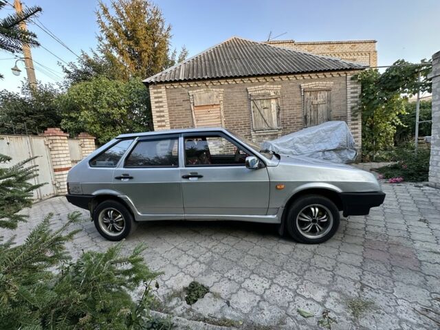 Серый ВАЗ 2109, объемом двигателя 1.5 л и пробегом 389 тыс. км за 1578 $, фото 2 на Automoto.ua