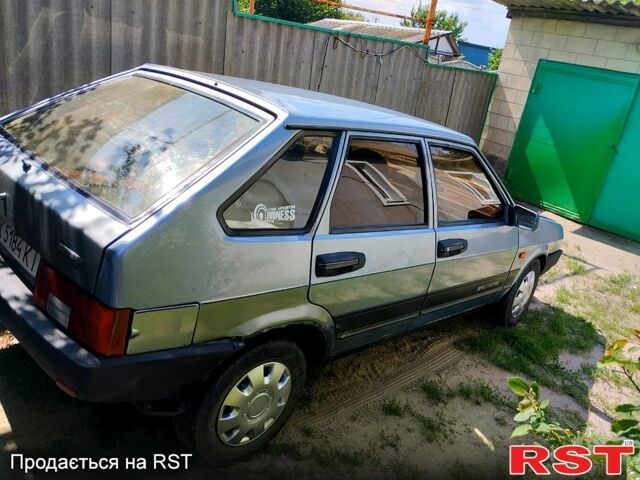 Серый ВАЗ 2109, объемом двигателя 1.5 л и пробегом 177 тыс. км за 2000 $, фото 1 на Automoto.ua