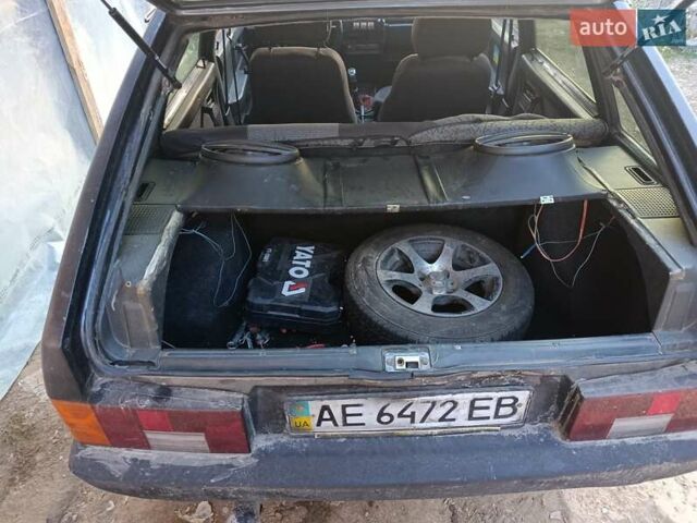Серый ВАЗ 2109, объемом двигателя 1.5 л и пробегом 177 тыс. км за 650 $, фото 2 на Automoto.ua