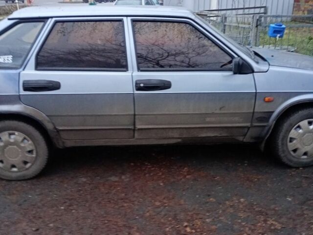 Серый ВАЗ 2109, объемом двигателя 1.5 л и пробегом 178 тыс. км за 2000 $, фото 1 на Automoto.ua