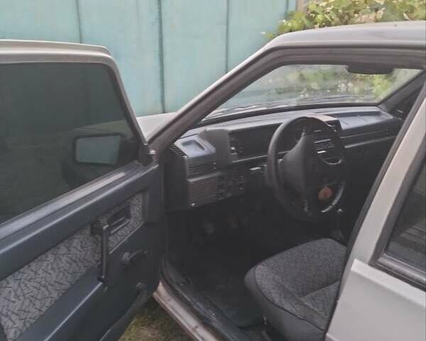 Серый ВАЗ 2109, объемом двигателя 1.5 л и пробегом 90 тыс. км за 1800 $, фото 4 на Automoto.ua