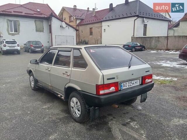 Серый ВАЗ 2109, объемом двигателя 1.5 л и пробегом 196 тыс. км за 900 $, фото 2 на Automoto.ua