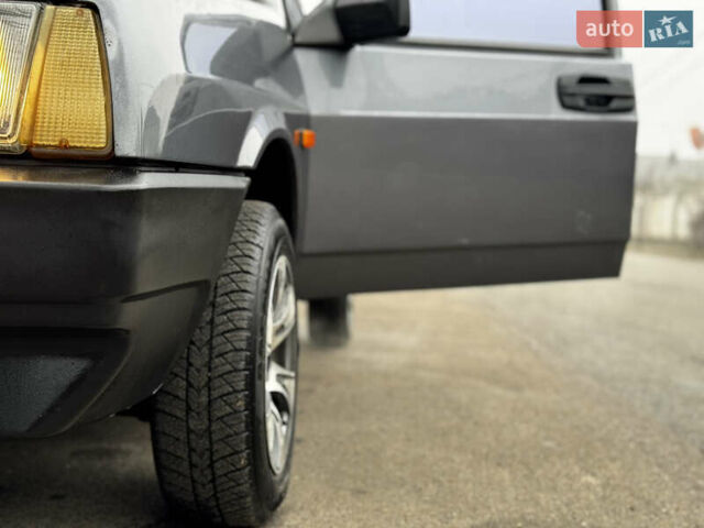 Серый ВАЗ 2109, объемом двигателя 1.5 л и пробегом 203 тыс. км за 1250 $, фото 21 на Automoto.ua