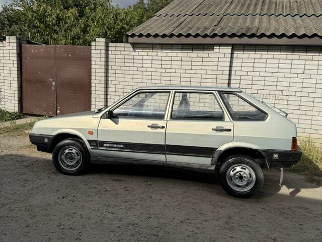 ВАЗ 2109 2006 в Днепре (Днепропетровске) на Automoto.ua Серый ВАЗ 2109, объемом двигателя 0 л и пробегом 250 тыс. км за 1800 $, фото 1 на Automoto.ua