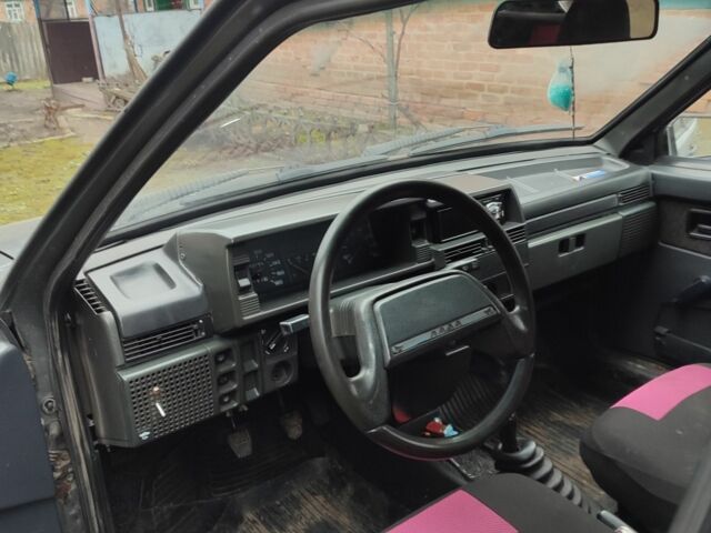 Сірий ВАЗ 2109, об'ємом двигуна 1.5 л та пробігом 300 тис. км за 783 $, фото 4 на Automoto.ua