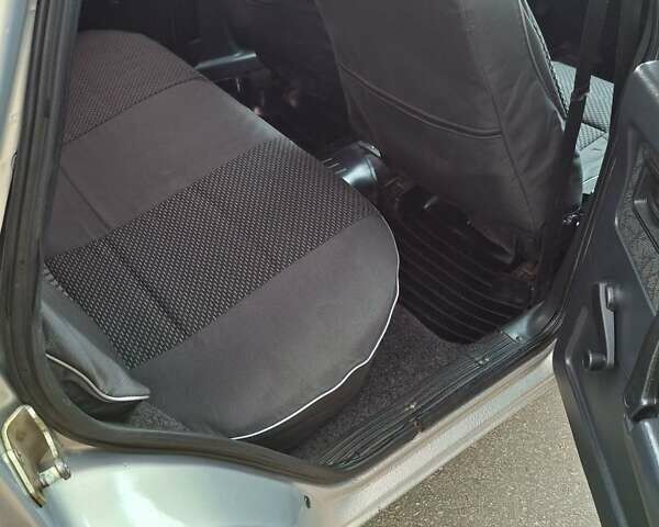 ВАЗ 2109 2006 в Сарнах на Automoto.ua Серый ВАЗ 2109, объемом двигателя 1.5 л и пробегом 261 тыс. км за 1800 $, фото 3 на Automoto.ua