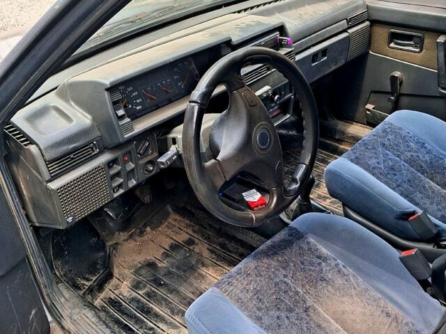 Серый ВАЗ 2109, объемом двигателя 1.5 л и пробегом 150 тыс. км за 950 $, фото 5 на Automoto.ua