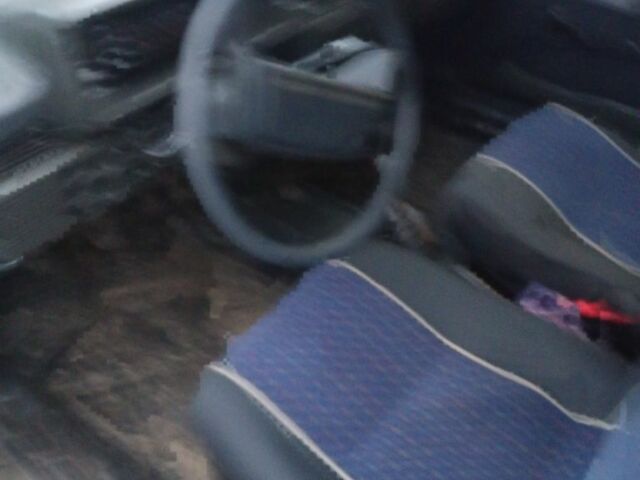 Серый ВАЗ 2109, объемом двигателя 1.5 л и пробегом 178 тыс. км за 2000 $, фото 4 на Automoto.ua