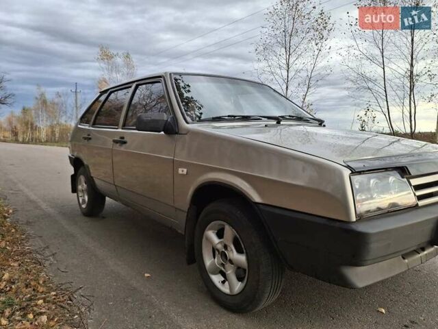 ВАЗ 2109 2006 в Сарнах на Automoto.ua Серый ВАЗ 2109, объемом двигателя 1.5 л и пробегом 261 тыс. км за 1800 $, фото 1 на Automoto.ua