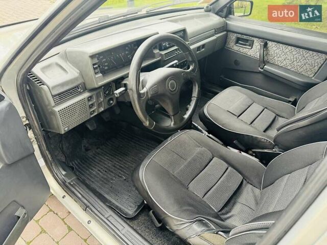 ВАЗ 2109 2006 в Буче на Automoto.ua Серый ВАЗ 2109, объемом двигателя 1.5 л и пробегом 63 тыс. км за 2550 $, фото 8 на Automoto.ua