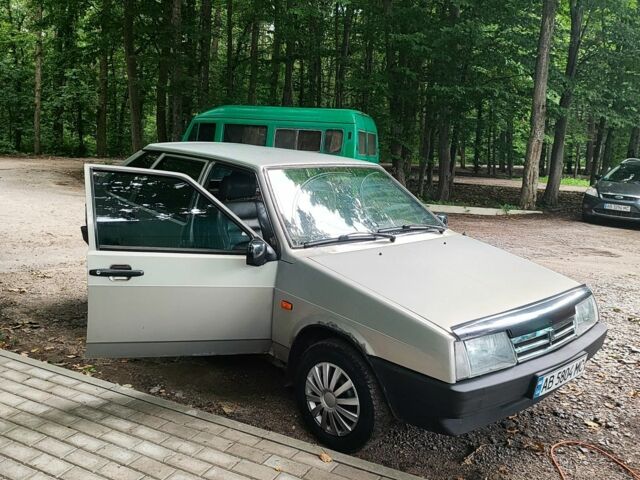 Серый ВАЗ 2109, объемом двигателя 1.5 л и пробегом 250 тыс. км за 874 $, фото 8 на Automoto.ua