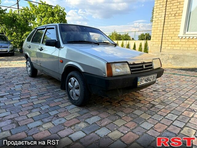 Сірий ВАЗ 2109, об'ємом двигуна 1.5 л та пробігом 238 тис. км за 1250 $, фото 2 на Automoto.ua