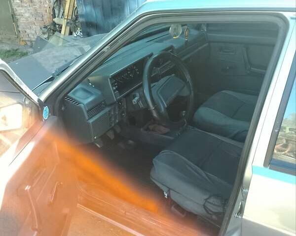 Серый ВАЗ 2109, объемом двигателя 1.5 л и пробегом 130 тыс. км за 1250 $, фото 2 на Automoto.ua