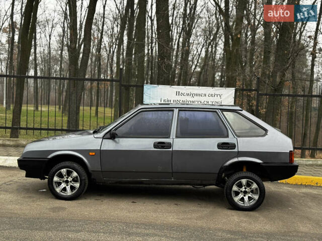 Серый ВАЗ 2109, объемом двигателя 1.5 л и пробегом 203 тыс. км за 1250 $, фото 1 на Automoto.ua