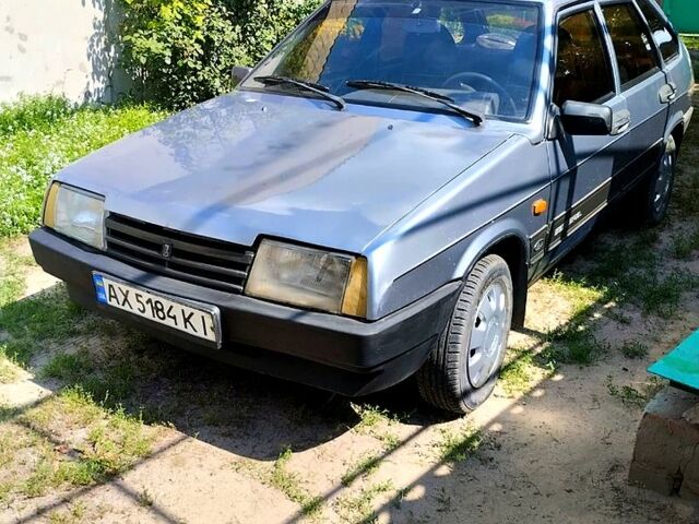 Серый ВАЗ 2109, объемом двигателя 1.5 л и пробегом 177 тыс. км за 2000 $, фото 6 на Automoto.ua