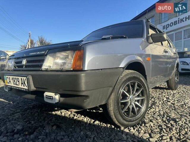 ВАЗ 2109 2006 в Смеле на Automoto.ua Серый ВАЗ 2109, объемом двигателя 1.5 л и пробегом 100 тыс. км за 3000 $, фото 5 на Automoto.ua